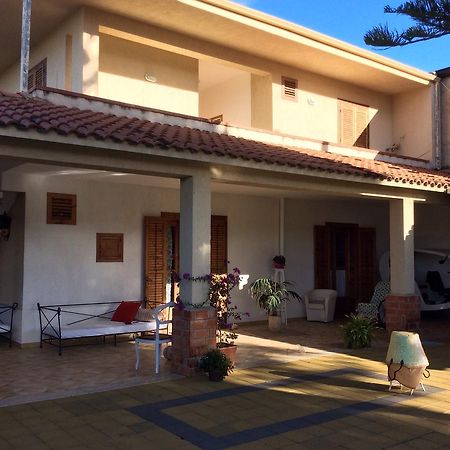 Bed and Breakfast Ifioridisicilia Campofelice Di Roccella Exterior foto