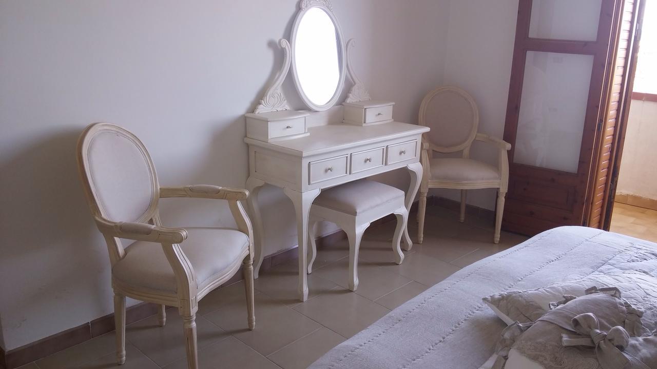 Bed and Breakfast Ifioridisicilia Campofelice Di Roccella Exterior foto
