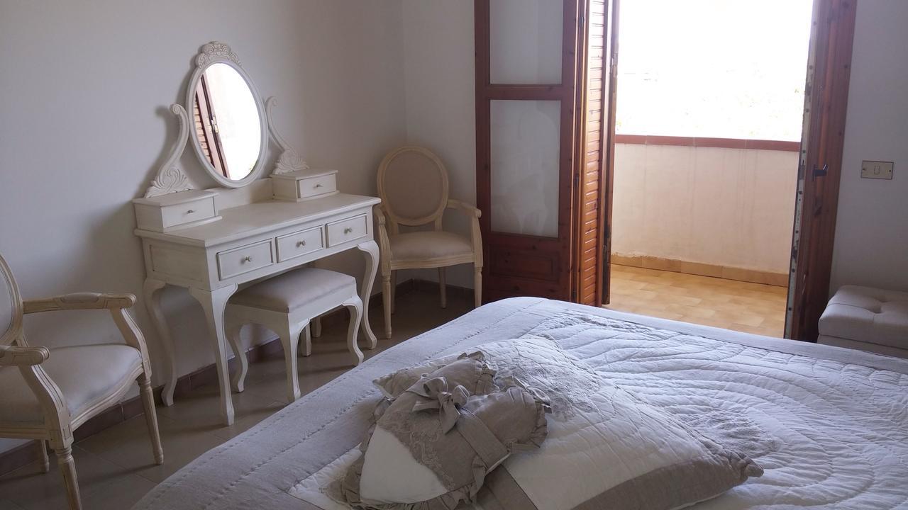 Bed and Breakfast Ifioridisicilia Campofelice Di Roccella Exterior foto