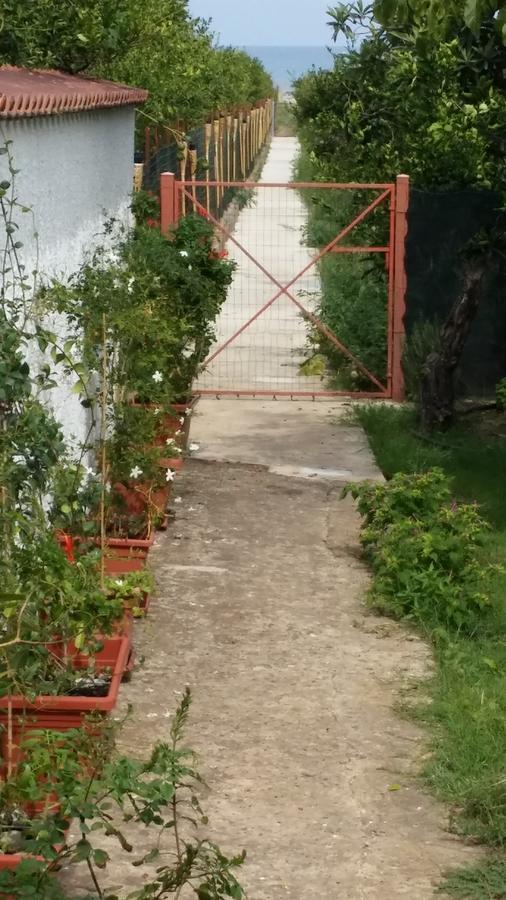 Bed and Breakfast Ifioridisicilia Campofelice Di Roccella Exterior foto